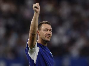 特里：我們有一個(gè)年輕的陣容，可能會(huì)讓我們付出無(wú)法爭(zhēng)冠的代價(jià)