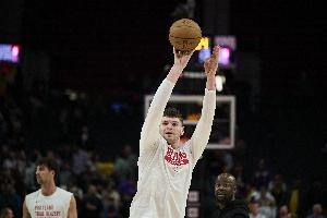 拓記：三分并非克林根強(qiáng)項(xiàng)以后可能也不會(huì)是 只是有空位時(shí)投一下