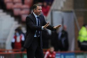 位列英甲倒數(shù)第一！官方：彼得堡聯(lián)解雇弗格森之子達(dá)倫-弗格森