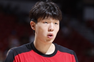 媒體人：楊瀚森疲勞期來了 一周四賽 CBA沒這么大強度的飛行比賽