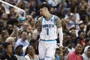 這賽季要蛻變？三球25中13&三分12中5狂攬38分13板13助！