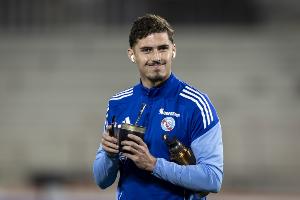 法甲射手榜第1！帕尼切利近4場(chǎng)6球，歐協(xié)聯(lián)帥氣倒鉤 聯(lián)賽魚躍沖頂