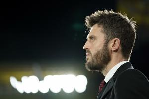 卡里克：曼聯(lián)讓前鋒回撤到中場支持B費(fèi)和卡塞米羅 庫尼亞回追積極