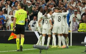 TA：皇馬內(nèi)部認(rèn)為他們本可打進(jìn)巴薩7球，俱樂部已經(jīng)取得了進(jìn)步