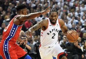 美記：巴特勒從來都防不了萊昂納德 夢(mèng)回2019年76人猛龍系列賽