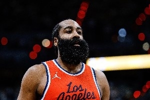 助攻大師0助場次盤點(diǎn)：哈登32次 納什33次 保羅1次 詹姆斯兩次