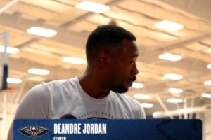 季前賽時(shí)沒球隊(duì)簽約！小喬丹：我就是訓(xùn)練 順便給孩子當(dāng)私人司機(jī)