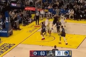 里程碑！巴特勒切入禁區(qū)補(bǔ)籃拿到個(gè)人生涯16000分