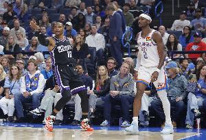 讓了2&3當(dāng)家！雷霆10斷10帽防守制勝 國(guó)王攻強(qiáng)守弱有威少也白給？