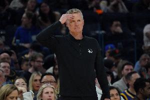 科爾談最近的“勇三瘋”：更好地掌控了比賽節(jié)奏 限制對(duì)手的轉(zhuǎn)換