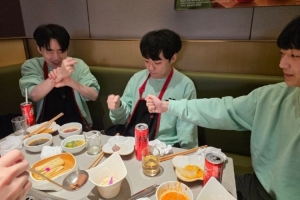 DK三人組聚餐：由衷感謝安排周全的Riot/LCK/LPL以及中國安保人員