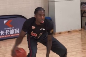德甲常規(guī)賽得分王！浙江男籃曬新援蘭道夫的訓(xùn)練視頻