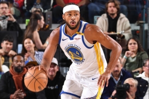 中規(guī)中矩！穆迪9投3中&三分7中3得9分3板2助1斷 正負(fù)值+18