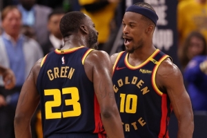 庫(kù)里：巴追率隊(duì)掌控了局勢(shì) 我末節(jié)只需打兩分鐘比賽就失去懸念