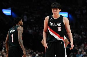 媒體人：楊瀚森完全融入不了快節(jié)奏 時(shí)間確實(shí)有但也要自己加速趕