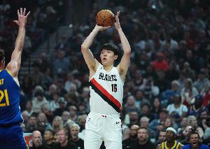 王仕鵬：比賽日賽前只吃點(diǎn)香蕉和喝咖啡 比賽打完才真正吃晚飯