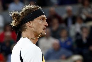 茲維列夫2-1擊敗卡拉貝利，晉級(jí)巴黎大師賽16強(qiáng)