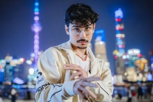 Joker：這局主要是前期被套路了下路炸太慘了，下把注意下就好