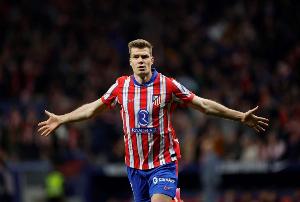 馬卡：瑟爾洛特持續(xù)低迷，他在冬窗前的表現(xiàn)將決定他在馬競的未來