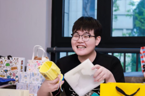 你也在吃瓜！ELK、Shad0w澄清后 369登錄微博沖浪