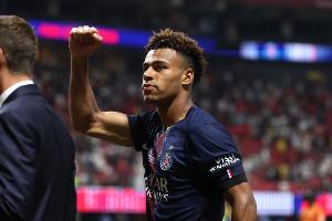 隊報：杜埃右大腿嚴重撕裂，將缺陣數(shù)周時間，無緣出戰(zhàn)拜仁