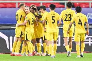 深圳新鵬城管理層人士：還沒有保級為自身而戰(zhàn)，踢申花目標(biāo)拿分