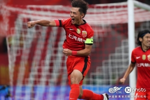 中超聯(lián)賽第29輪，上海海港3比0浙江俱樂部綠城