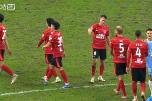 一度2分領(lǐng)跑！蓉城落后海港4分，提前1輪退出中超冠軍爭(zhēng)奪！