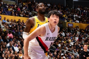 劉維偉：網(wǎng)上球迷拍到的是楊瀚森正常的晚餐 他也沒吃太多