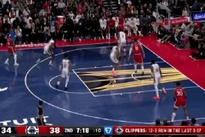 起勢了！比爾助攻巴圖姆命中三分&快船15-3打停鵜鶘