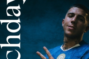 倫敦德比！切爾西發(fā)布客戰(zhàn)熱刺海報(bào)：恩佐-費(fèi)爾南德斯單人出鏡