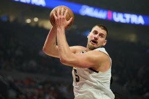 錯(cuò)失絕平+沒破紀(jì)錄！約基奇空砍21分14板9助 未能達(dá)成開季5連三雙