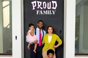 什么時候復(fù)出??？福克斯一家四口萬圣節(jié)裝扮模仿《驕傲一家親》