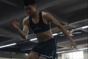 揮灑汗水！崔永熙康復訓練更新 肌肉線條清晰可見