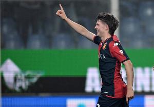 斯基拉：尤文、國米、羅馬關(guān)注熱那亞24歲中場弗倫德魯普