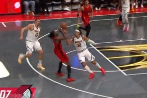 拓掘裁判報告：無錯漏判！卡馬拉約基奇爭球沒問題 戈登打手無疑