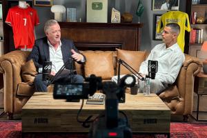 大的要來了！摩根預(yù)告C羅專訪：獨(dú)家片段今晚十點(diǎn)推出！