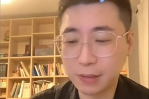 王多多：TES英雄被擊殺時現(xiàn)場響起非常響的聲音，那一刻有點麻了