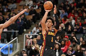 飛起來(lái)了！老鷹第二節(jié)打出30比19一舉反超騎士