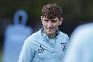 伯恩茅斯中場(chǎng)：哈蘭德威脅巨大，針對(duì)他準(zhǔn)備防守策略幾乎不可能