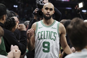 補(bǔ)強(qiáng)最后拼圖！BR設(shè)想三方交易：火箭送走范喬丹追逐冠軍后衛(wèi)懷特