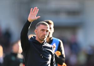 電訊報(bào)：加里-奧尼爾退出狼隊(duì)選帥行列，球迷反對(duì)是其中一個(gè)原因