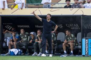 TA：阿隆索訓練中會懲罰做俯臥撐，其執(zhí)教方式能否長久受到質(zhì)疑