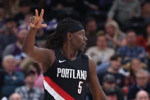 追夢：開拓者是塊難啃的骨頭 霍勒迪的領(lǐng)導(dǎo)力被證明是無價的