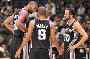 追夢：以前的老馬刺從不會輸在自己手里 我們還沒完全做到這一點