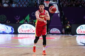 媒體人：95-02的球員平均水平很差 再不培養(yǎng)年輕人國家隊會斷層