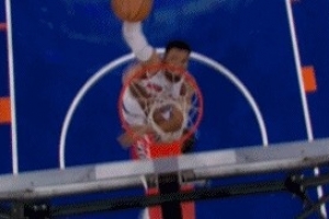 欺負人??！唐斯強碾薩爾直接單臂隔扣