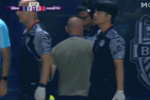 記者：海港錯失良機后穆斯卡特并非被“氣”走，而是抽空上個廁所