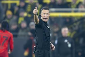 法媒：本周法甲巴黎FC戰(zhàn)雷恩和巴黎戰(zhàn)里昂比賽的裁判將佩戴攝像頭