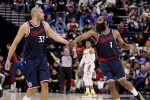 小卡比爾缺陣！快船首發(fā)：哈登/鄧恩/小瓊斯/巴圖姆/祖巴茨